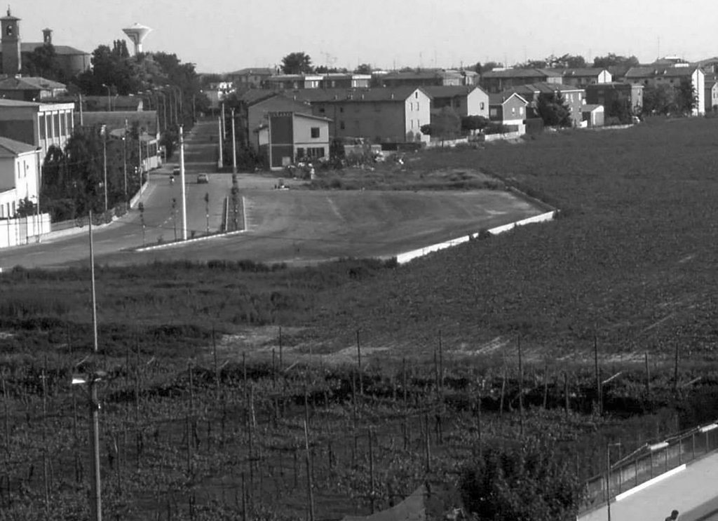 in fondo a via Guidotti